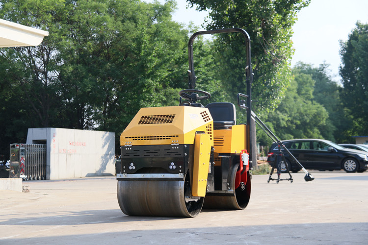 “明星款”小型壓路機(jī)，讓大家的選擇不再“迷路”！